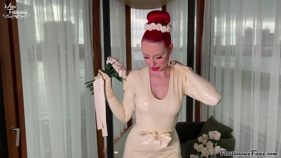 Miss Fetilicious - The Latex Bride